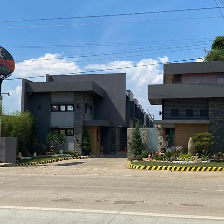 El Vistra Traveller'S Inn Calumpit Exterior photo